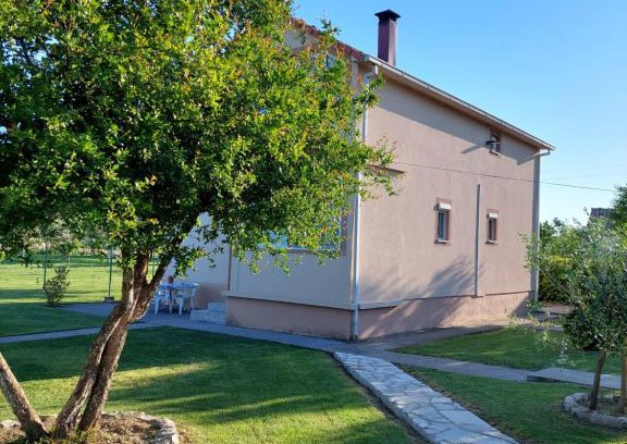 Bijelo Polje Municipality Apartment | Apartment Helena Airport 1