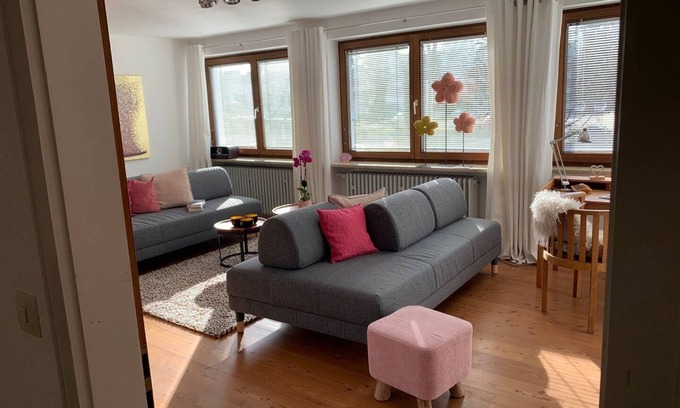 Kempten Apartment | Apartment 'Helle Und Gemütliche' with Balcony and Wi-Fi