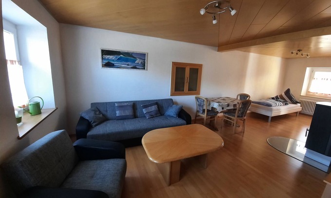 Engen Apartment | Apartment 'Hewenpanorama' with Mountain View, Private Terrace and Wi-Fi