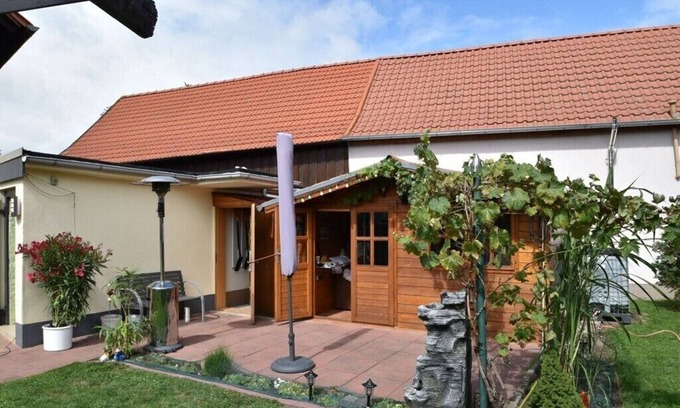Veckenstedt House | Apartment holiday home in the Harz with terrace