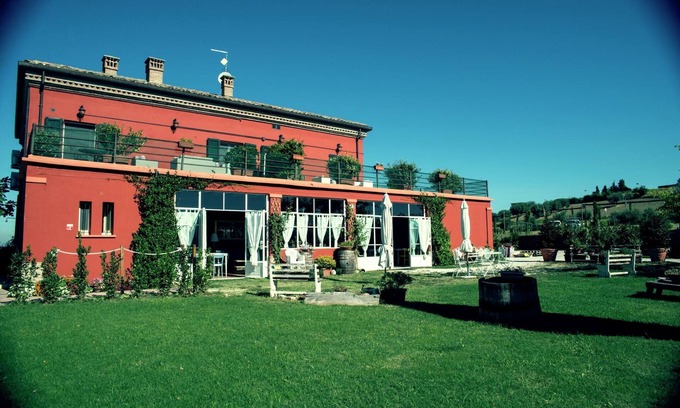 Passano Apartment | Apartment in Coriano near Vineyards & Beaches