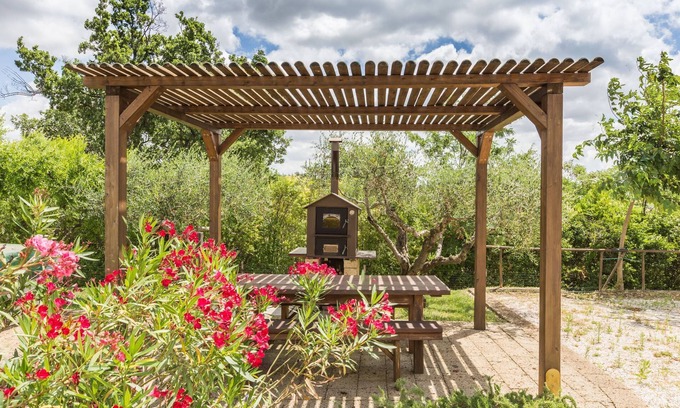Orciano di Pesaro Apartment | Apartment Il Contadino with pool in La Casa in Campagna, close to Orciano, 20 minutes from the sea