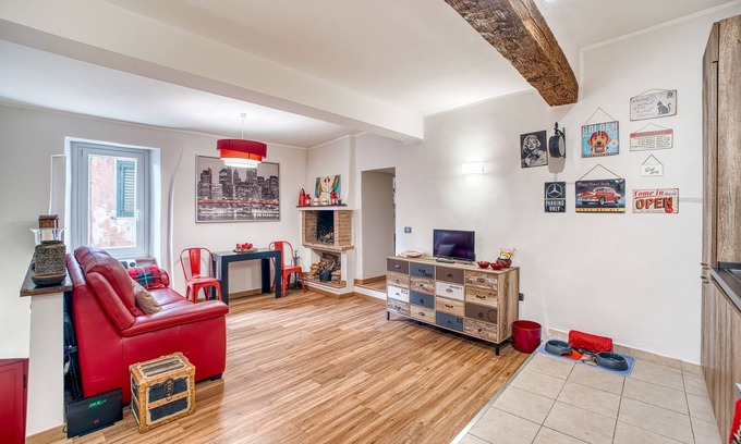 Terni Apartment | Apartment 'Il Rifugio Del Cuore' with Wi-Fi