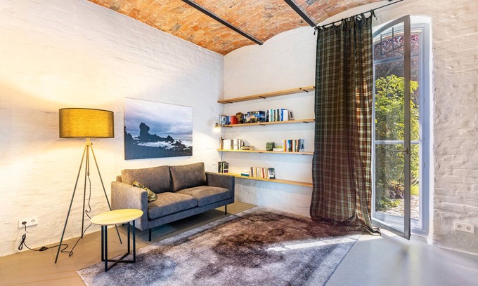Angermuende Apartment | Apartment 'Im Pferdestall' with Private Terrace, Private Garden and Wi-Fi