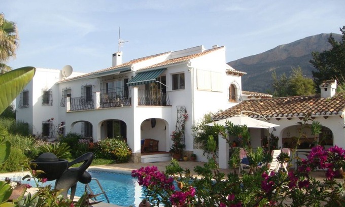 Montgo de Toscamar Apartment | Apartment in a finca between sea, mountains and vineyards
