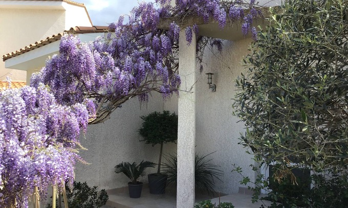 Sorede Apartment | Apartment in a haven of peace 10 mm from the Mediterranean Sea.