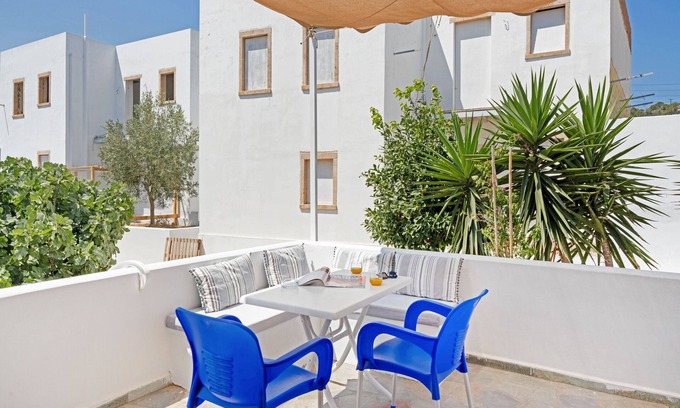 Grikos House | Apartment In A Hotel 'Pico Bello Patmos 14' with Mountain View, Wi-Fi and Air Conditioning