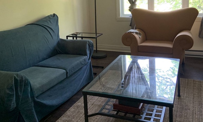 Cote-Saint-Paul Apartment | Apartment in a quiet area 5 minutes from the metro on foot. Non-smoker.