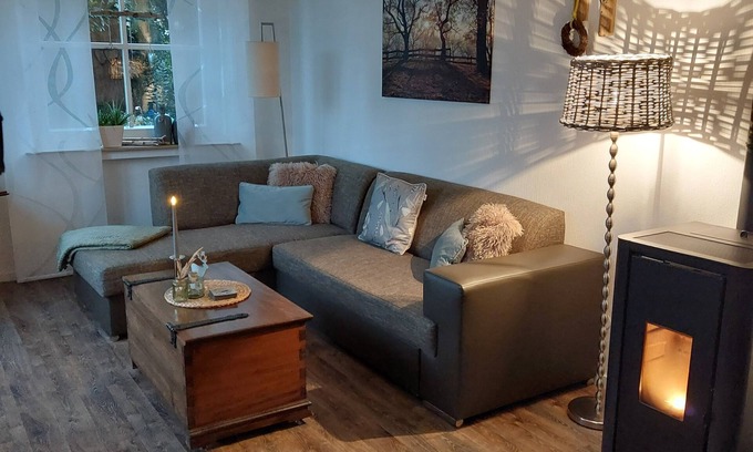 Toenisvorst Apartment | Apartment in a quiet location, in the middle of orchards on the outskirts of St.Tönis
