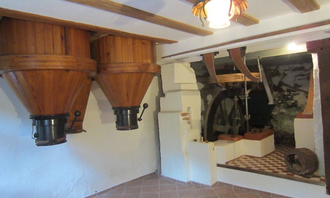 Veldenz House | Apartment in antique flour mill
