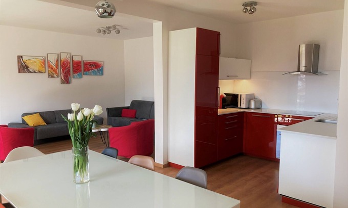 Albertville Apartment | Apartment in architect-designed house - Private garden