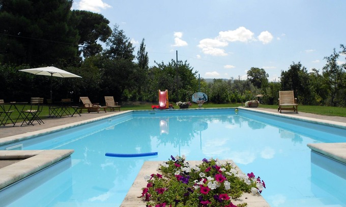 Viterbo Other | Apartment in Country House La Meridiana Strana with pool