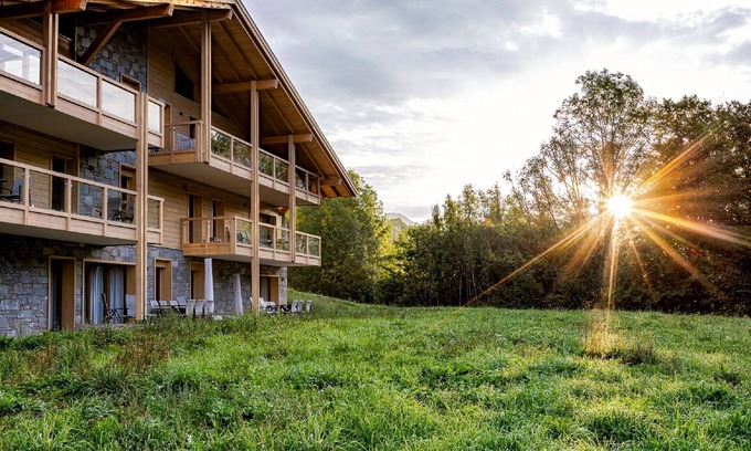 Abondance House | Apartment in French Alps with Wellness Centre