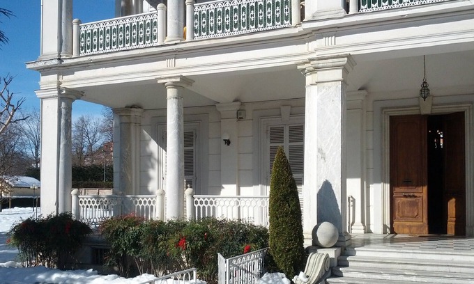 Vicoforte Apartment | Apartment in historic private villa built in the second half of 1800 in Langhe