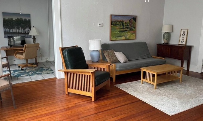 Historic Montford Apartment | Apartment in Historic Montford Area of Asheville.