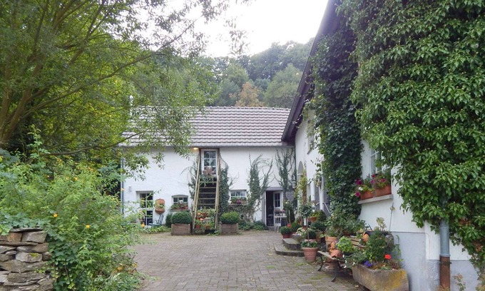 Immerath Apartment | Apartment in Immerath near hiking trails