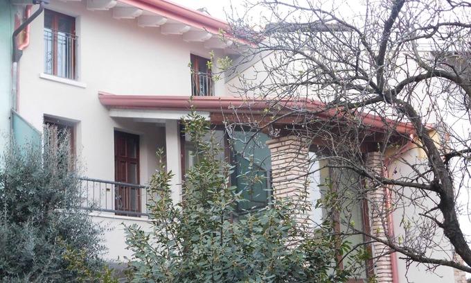 Lonato del Garda House | Apartment in the Akihouse