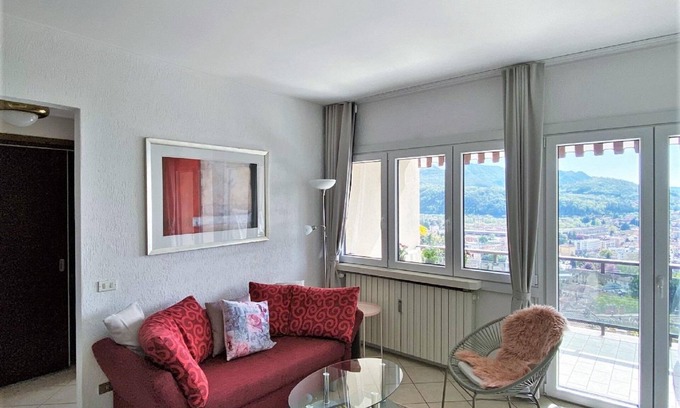 Luino Apartment | Apartment in Italy with Lake View
