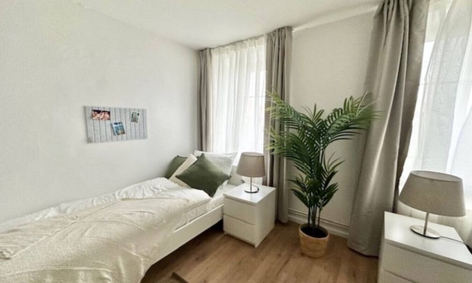 Tremmen Apartment | Apartment in Ketzin-Tremmen | Free WiFi & Parking