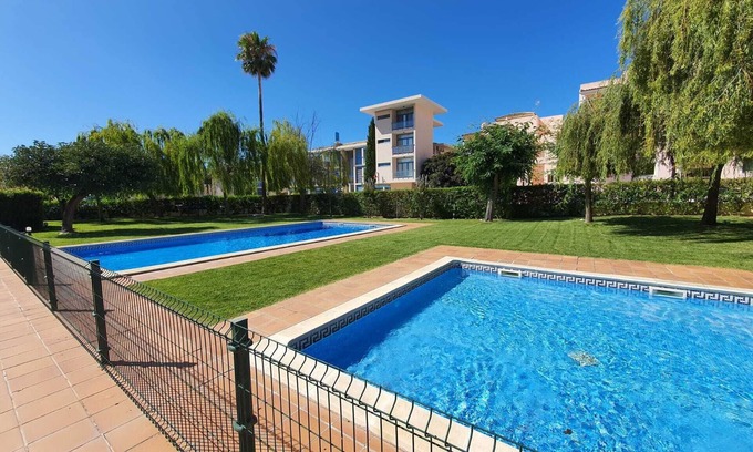 Vilamoura Apartment | Apartment in lovely setting with two pools