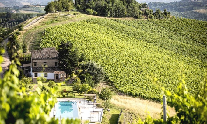 San Savino Apartment | Apartment in Marche near Grottammare Beach
