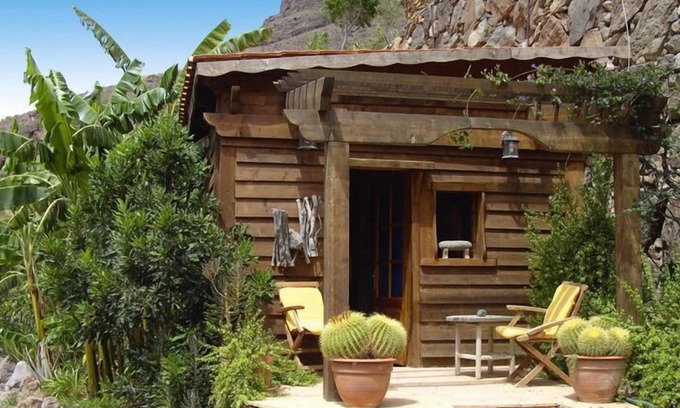 San Bartolome de Tirajana Apartment | Apartment in Maspalomas with communal pool