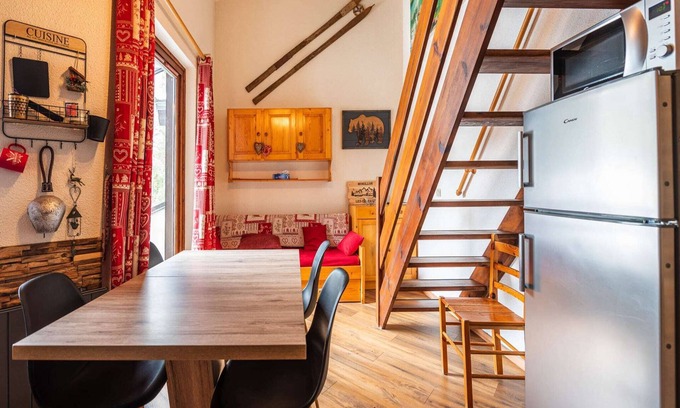 Les Esserts Apartment | Apartment in Morillon near Ski Resort