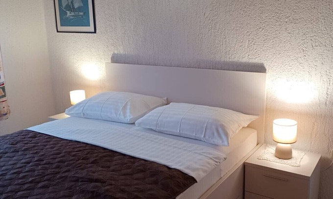 Murter Apartment | Apartment in Murter with Seaview, Terrace, Air condition, WIFI (125-2)