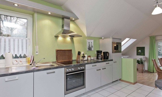Mersheim Apartment | Apartment in Nieheim on the edge of the forest
