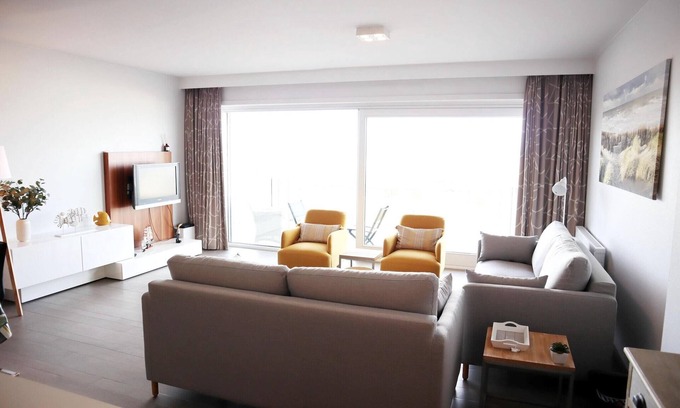 Nieuwpoort-aan-Zee Apartment | Apartment in Nieuwpoort by the Beach
