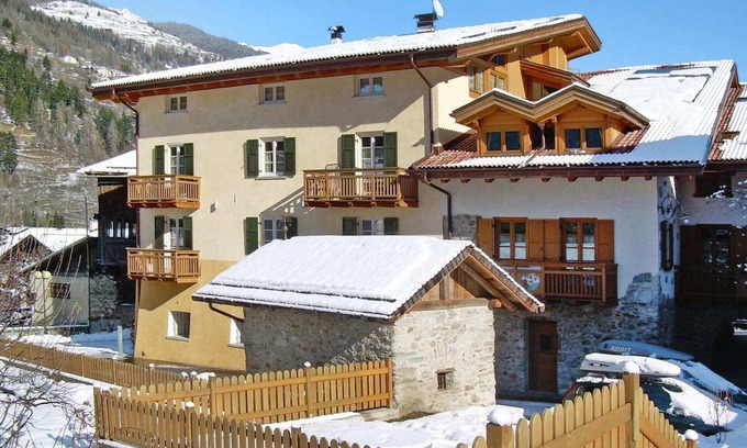 Pellizzano Apartment | Apartment in Pellizzano with paid sauna
