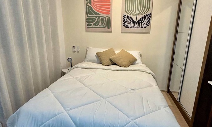 Santo Cristo Apartment | Apartment in Rio de Janeiro close to the sambadrome, the Port of Rio and the bus station.