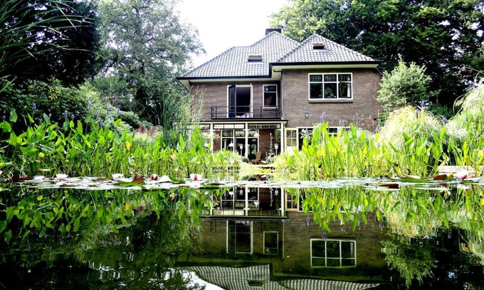 Bilthoven Apartment | Apartment in Romantic Villa