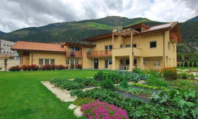 Silandro Apartment | Apartment in Schlanders near Stelvio Park