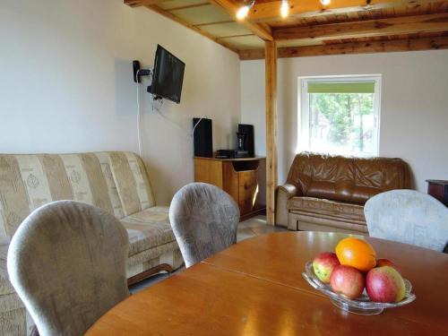 West Pomeranian Voivodeship House | Apartment in Szczecin near Puszcza Bukowa, cleaning included