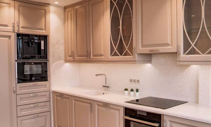 Marne House | Apartment in the City Center – Entire Floor with Kitchen, Bathroom, and Shower