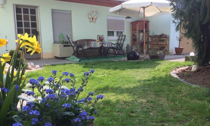 Ringheim Apartment | Apartment in the green nature garden - Fewo Grünes Haus