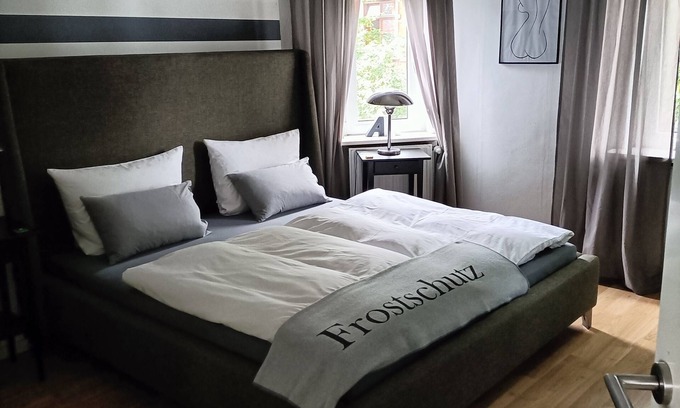 Neustadt Apartment | Apartment in the new town of Bremen near the Weser and the center