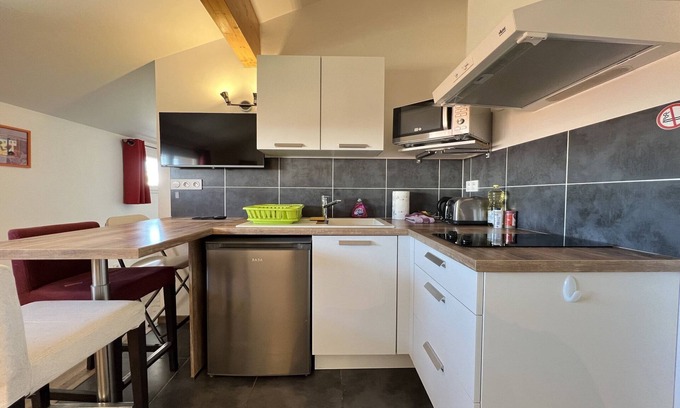 Toulouse East House | Apartment in Toulouse with balcony
