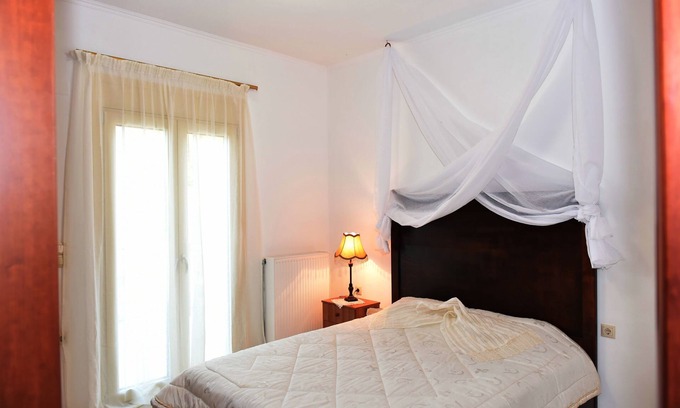 Maza Apartment | "apartment irini" , between Rethymno and Chania,