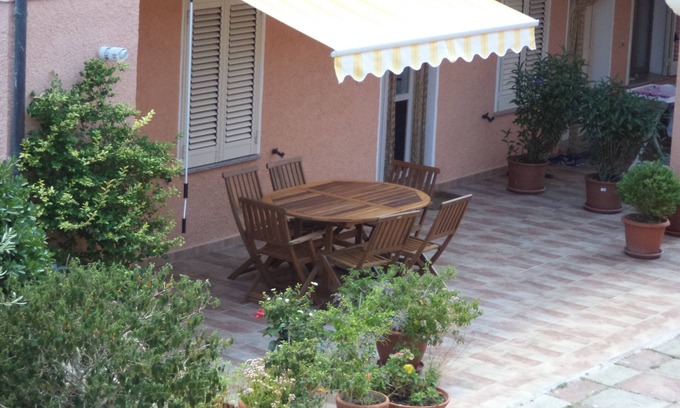Porto Pozzo Apartment | Apartment "Remo2" Mannoni Court