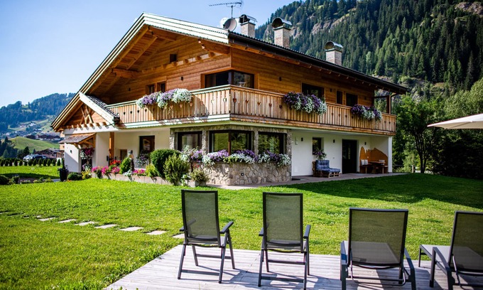 Selva di Val Gardena Apartment | Apartment "Piciulei Grant" with Mountain View, Garden & Wi-Fi
