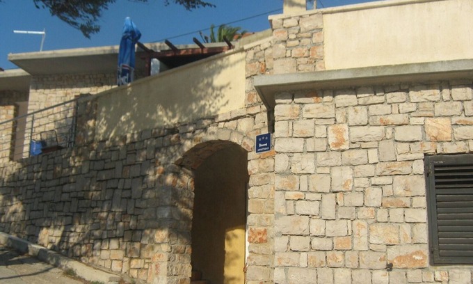 Zirje Apartment | Apartment Katija (107621-A1) - Zirje - island Zirje