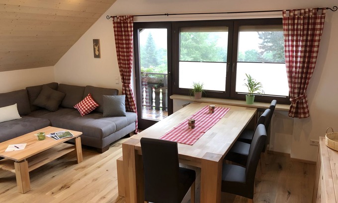 Enzklosterle Apartment | Apartment 'Kaltenbach' with Balcony and Wi-Fi