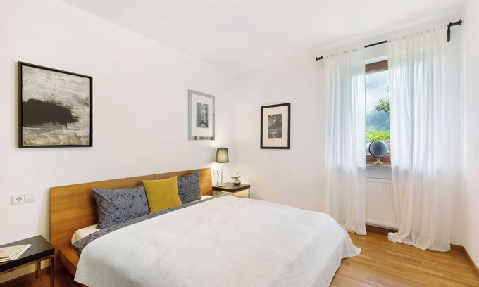 San Pancrazio Apartment | Apartment 'Kati´s Haus' with Mountain View, Private Terrace and Shared Garden