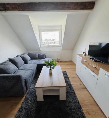 Flehe Apartment | Apartment- Kernsaniert-Düsseldorf Bilk