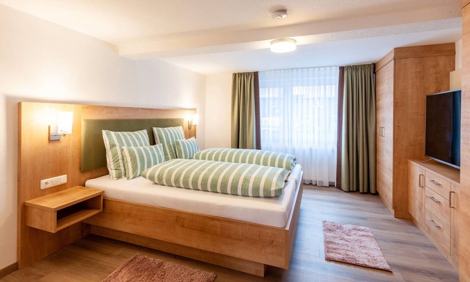 Waechtersbach Apartment | Apartment 'Kinzigtal' with Shared Terrace, Shared Garden and Wi-Fi