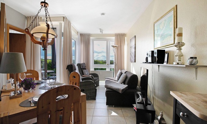 Norderhafen Apartment | Apartment 'Klaar Kiming Eberlein Whg 1' with Private Terrace