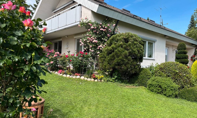 Ohningen Apartment | Apartment 'Klosterblick' with Balcony and Wi-Fi