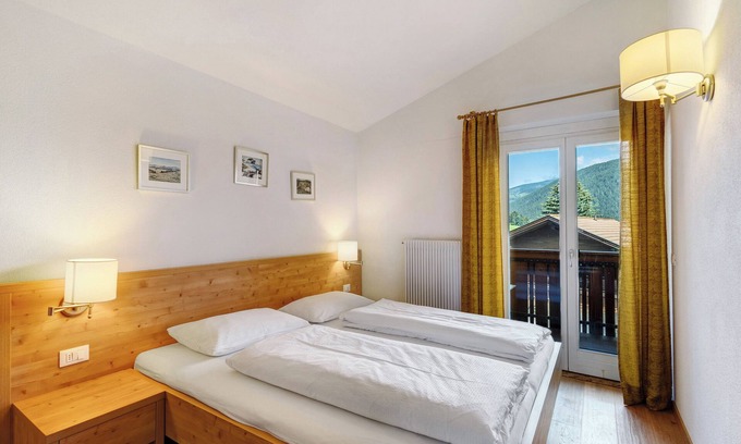 Valdaora di Mezzo Apartment | Apartment 'Kriendl Nr 3' with Mountain View, Shared Garden and Wi-Fi